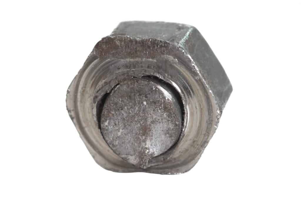 thread galling in nut and bolt