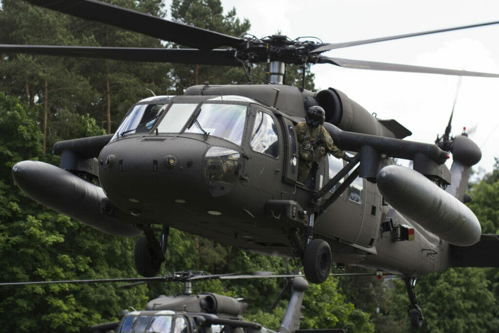 Military helicopter that requires dod-l-85645